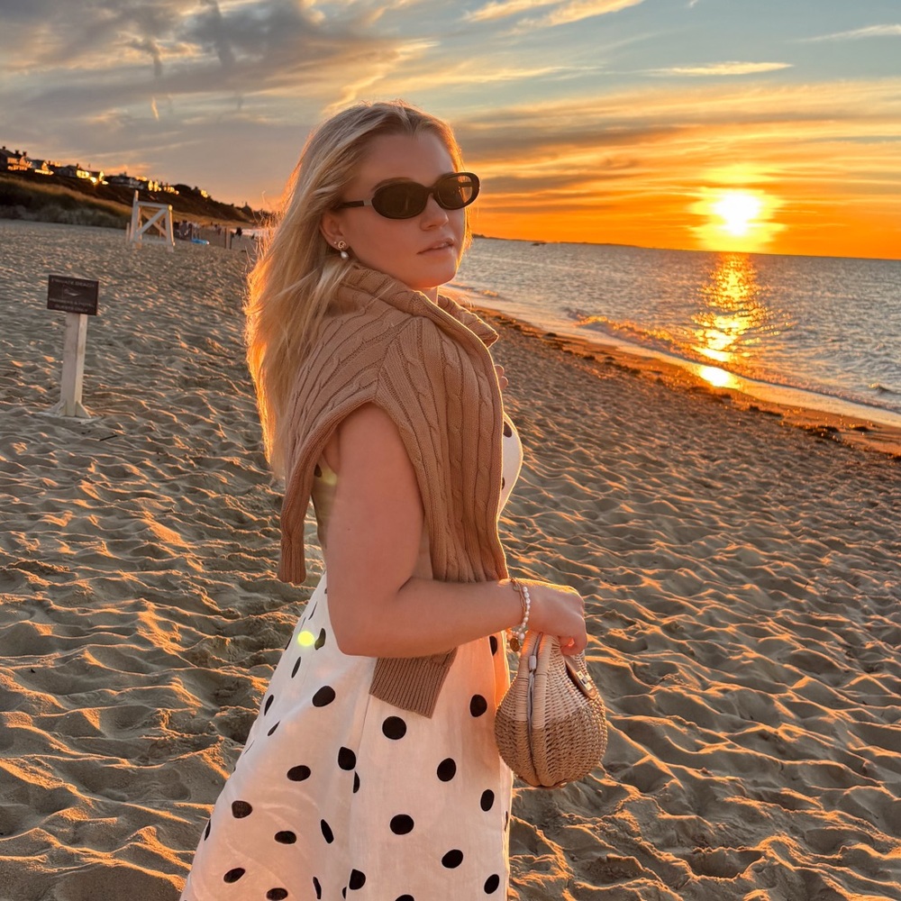 Meet your Posher, Luci